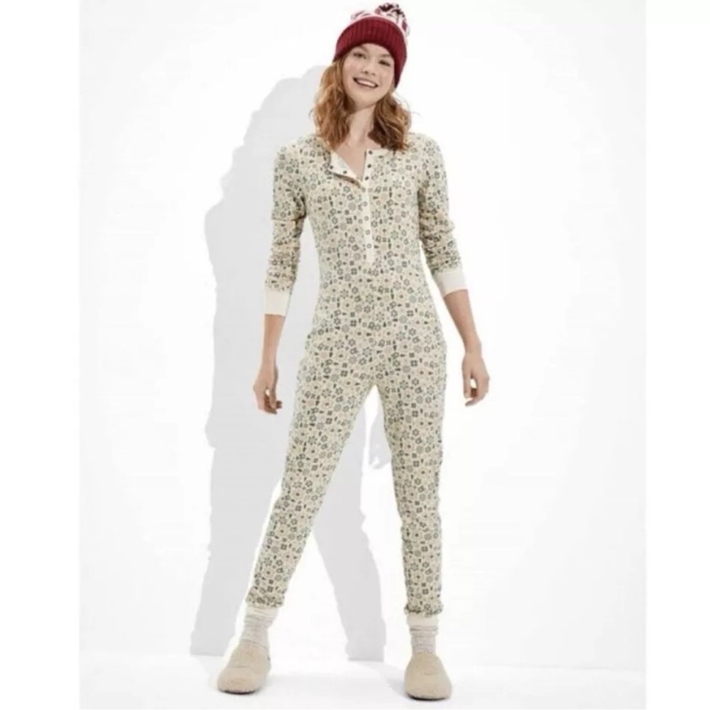 American Eagle Pajamas One Piece Bodysuit Thermal Waffle Knit Christmas XS